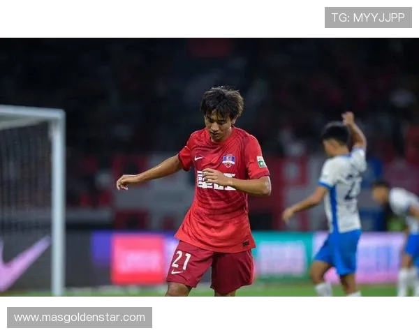 魏祥鑫入选六十大新星仍坚持出国深造展现年轻人不同选择